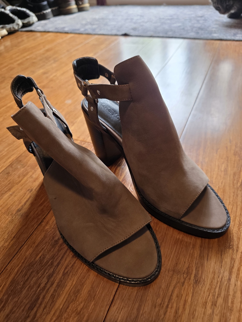 Women's Taupe Open-Toe Block Heel Sandals with Ankle Strap